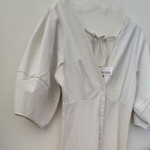 Elegant Backless Cream Dress